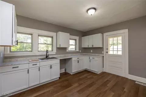 Other - 353 S Maple St, Elyria, OH 44035 photo 4 of 6