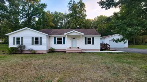 3743 Us 422 NW, Southington, OH 44470