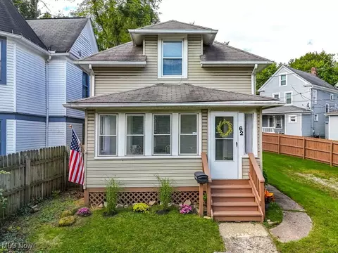 62 Aqueduct St, Akron, OH 44303