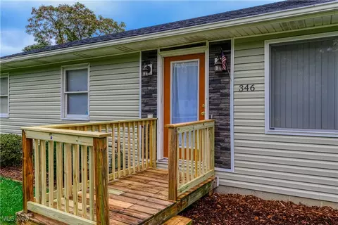 346 Haven Ave, Barberton, OH 44203