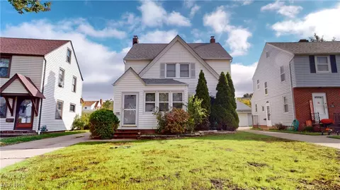 277 E 194th St, Euclid, OH 44119