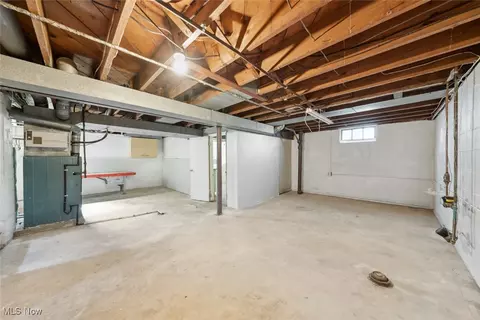1045 Bell Ct, Elyria, OH 44035 photo 36