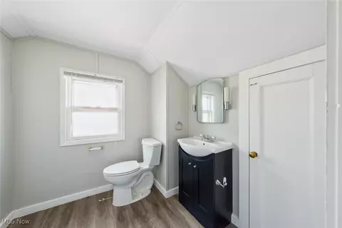 1045 Bell Ct, Elyria, OH 44035 photo 29