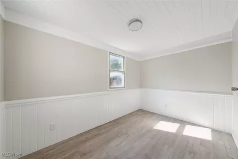 1045 Bell Ct, Elyria, OH 44035 photo 16