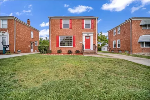 21371 Tracy Ave, Euclid, OH 44123