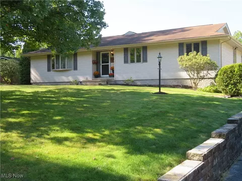 3100 5th Ave, Youngstown, OH 44505