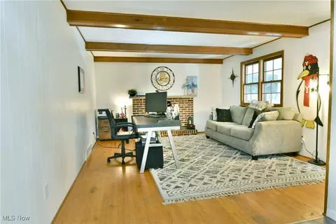 Living - 8103 Deerpath Dr, Boardman, OH 44512 photo 4 of 4