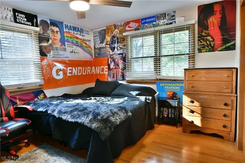 Bedroom - 8103 Deerpath Dr, Boardman, OH 44512 photo 8 of 9
