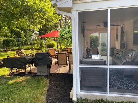 Exterior - 8103 Deerpath Dr, Boardman, OH 44512 photo 7 of 10