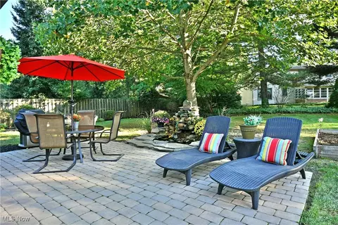 Exterior - 8103 Deerpath Dr, Boardman, OH 44512 photo 5 of 10