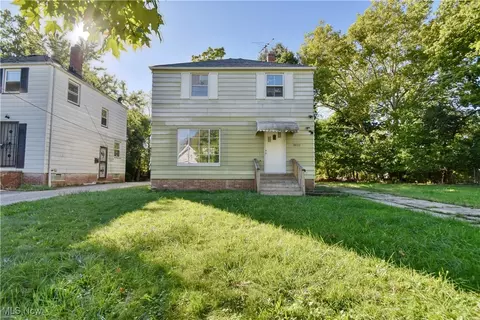 3822 E 146th St, Cleveland, OH 44128