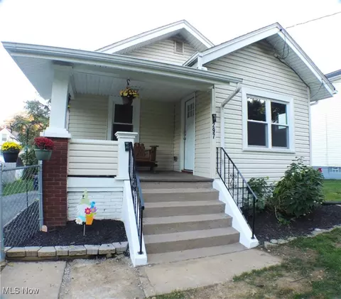 297 E Park Blvd, Akron, OH 44305