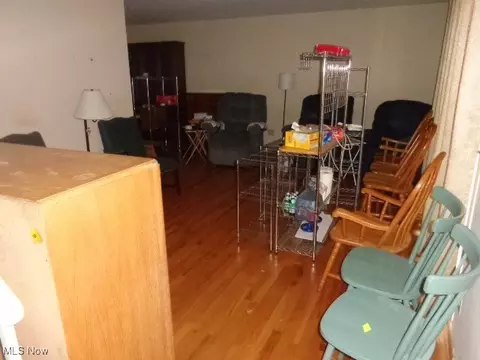 Living - 6675 Edgemoor Ave, Solon, OH 44139 photo 1 of 2