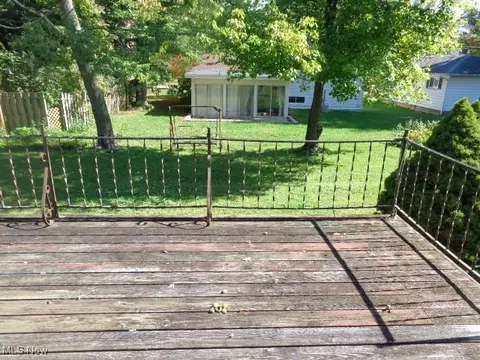 Exterior - 6675 Edgemoor Ave, Solon, OH 44139 photo 2 of 7