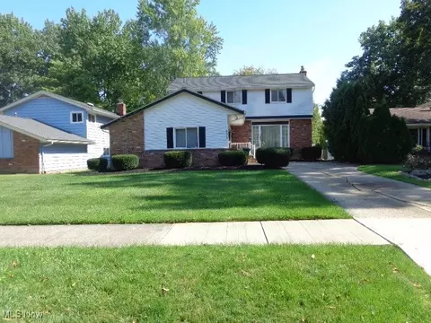Exterior - 6675 Edgemoor Ave, Solon, OH 44139 photo 5 of 7