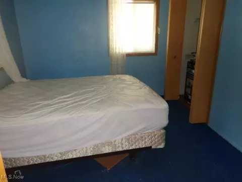 Bedroom - 6675 Edgemoor Ave, Solon, OH 44139 photo 2 of 3