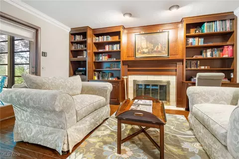 Living - 6102 Cedar Ln NW, Canton, OH 44708 photo 7 of 7