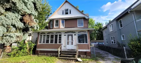 9426 Denison Ave, Cleveland, OH 44102
