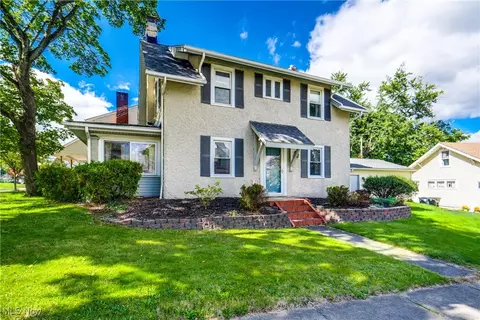 231 E Wilbeth Rd, Akron, OH 44301