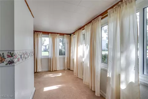 231 E Wilbeth Rd, Akron, OH 44301 photo 10