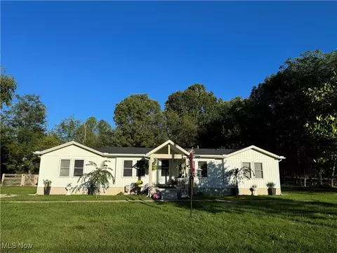 5970 Fultonrose Rd, Roseville, OH 43777