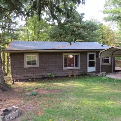 1018 Grackle Ln SW, Carrollton, OH 44615