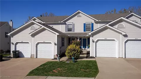 9955 Beverly Ln, Streetsboro, OH 44241