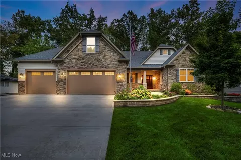 1029 N Quarry Rd, Amherst, OH 44001