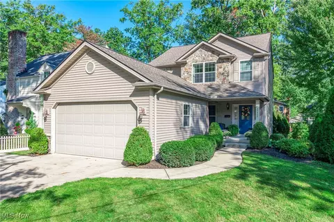 24402 Wolf Rd, Bay Village, OH 44140