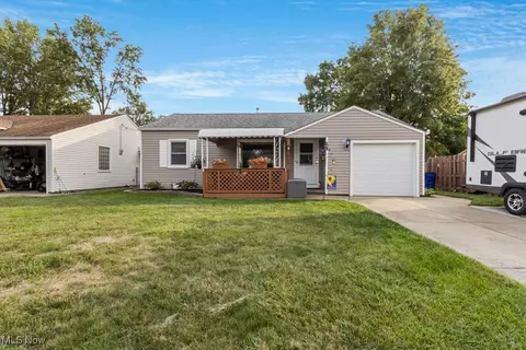 14509 Viola Ave, Cleveland, OH 44111