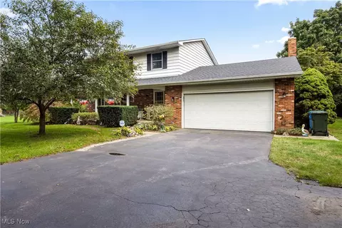 4435 Abbe Rd N, Sheffield, OH 44054