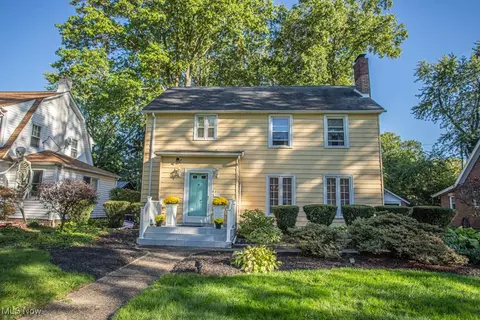 410 Butler Rd NE, Warren, OH 44483