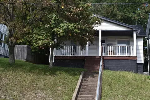 139 Woodrow Ave, Saint Clairsville, OH 43950