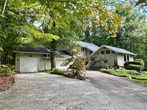 10375 Pinegate Dr, Chardon, OH 44024 photo 46