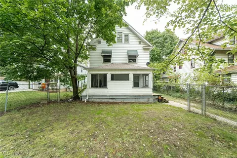 389 Talbot Ave, Akron, OH 44306
