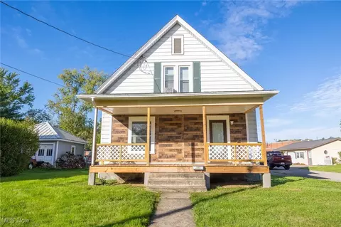 335 N Mount Vernon Ave, Loudonville, OH 44842