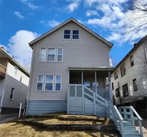 3231 W 121st St, Cleveland, OH 44111