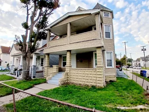 3010 Trowbridge Ave, Cleveland, OH 44109