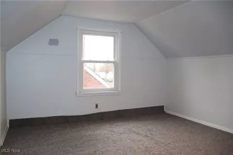 2156 Sunset Dr, Wickliffe, OH 44092 photo 17