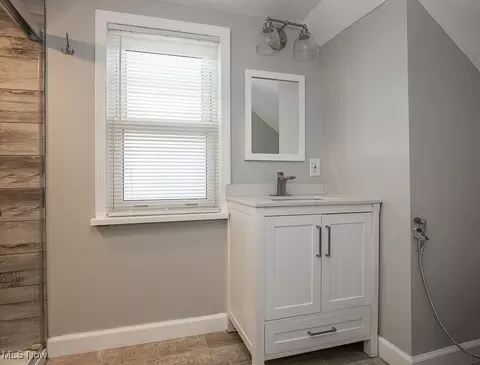 Bath - 347 E 214th St, Euclid, OH 44123 photo 1 of 3