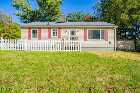 735 Clearview Ave, Akron, OH 44314