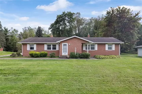 2654 2658 Sweitzer Rd, Uniontown, OH 44685