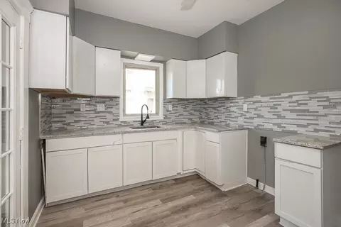 Kitchen - 1866 E 32nd St, Lorain, OH 44055 photo 2 of 2