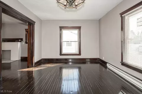 Living - 1866 E 32nd St, Lorain, OH 44055 photo 2 of 8