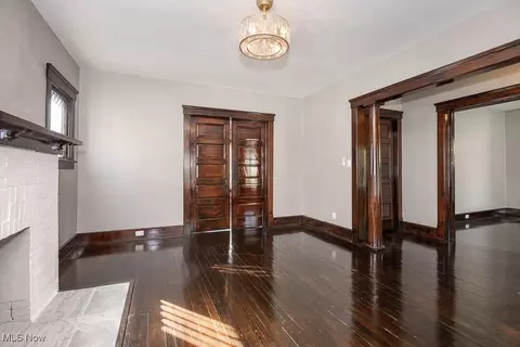 Living - 1866 E 32nd St, Lorain, OH 44055 photo 8 of 8