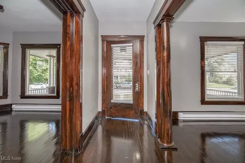 Entry Way - 1866 E 32nd St, Lorain, OH 44055 photo 1 of 1