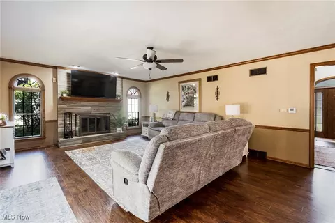 7692 Spring Park Dr, Boardman, OH 44512 photo 18