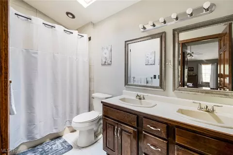 7692 Spring Park Dr, Boardman, OH 44512 photo 30