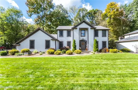 7692 Spring Park Dr, Boardman, OH 44512