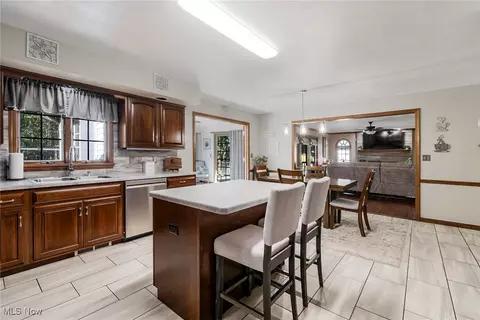 7692 Spring Park Dr, Boardman, OH 44512 photo 12